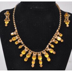 Vintage Amber Yellow Rhinestone Collar Necklace 14" and Screw On Earrings Set